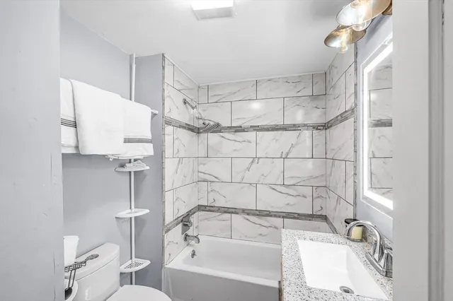 $250,000 | 63 Lawton Street, Springfield, MA 01109