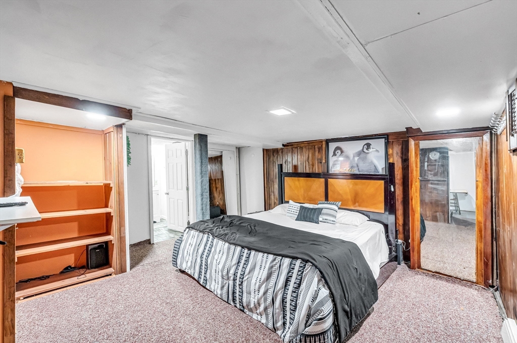 63 Lawton Street Springfield, MA 01109 - Photo 24 of 34