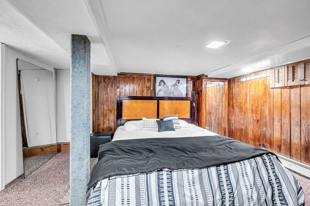 63 Lawton Street Springfield, MA 01109 - Photo 26 of 34