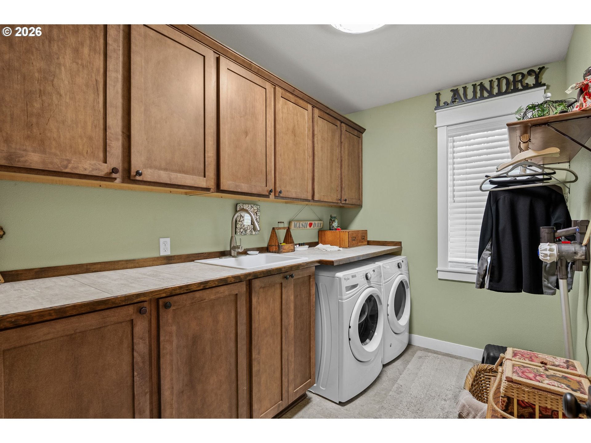 41900 Park Road Port Orford, OR 97465 - Photo 38 of 48 a utility room with dryer and washer