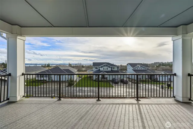$879,990 | 5464 Lasiandra Drive, Blaine, WA 98230