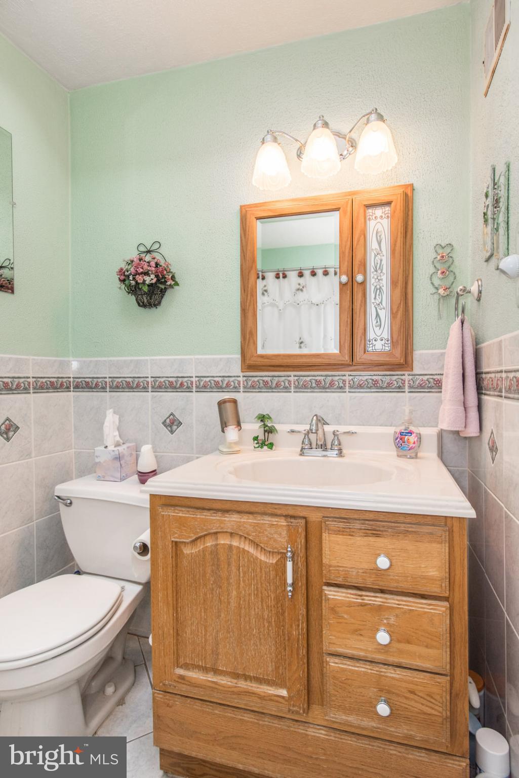 8931 Blue Grass Road Philadelphia, PA 19152 - Photo 48 of 85 Remodeled hall bath