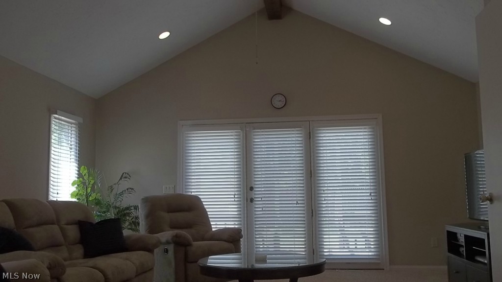4401 Baintree Road University Heights, OH 44118 - Photo 2 of 25