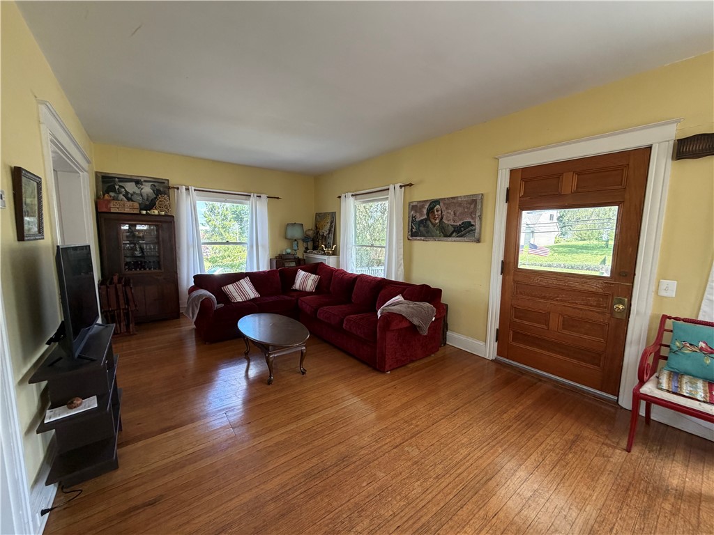 67 Granite Street Westerly, RI 02891 - Photo 4 of 25