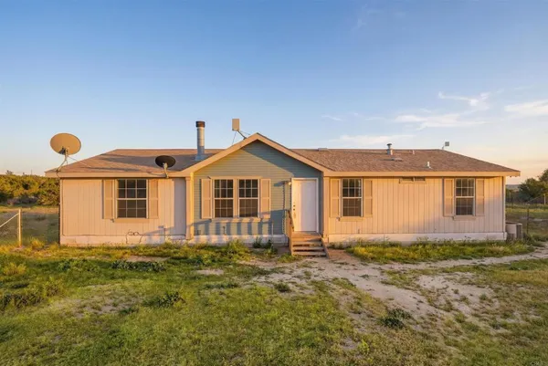 $699,000 | 909 Tierra De Luna Road, Boulevard, CA 91905