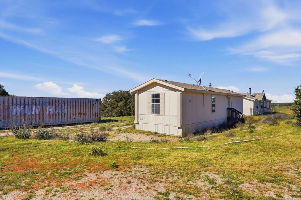 909 Tierra De Luna Road Boulevard, CA 91905 - Photo 50 of 74 a view of a backyard