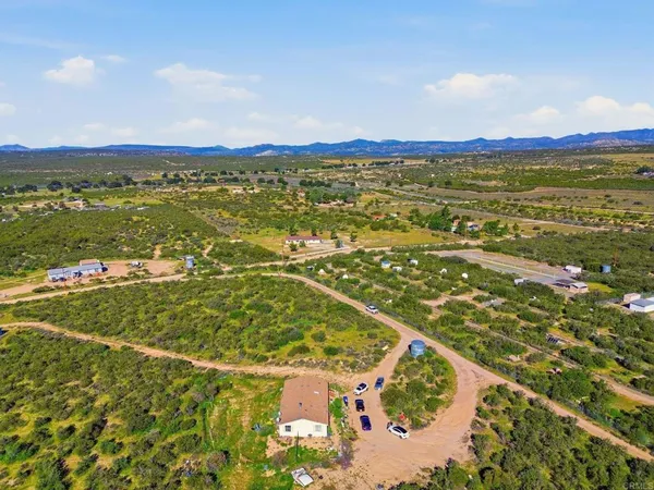 $699,000 | 909 Tierra De Luna Road, Boulevard, CA 91905