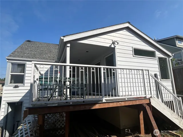 $895,000 | 347 Northwest 52nd Street, Seattle, WA 98107