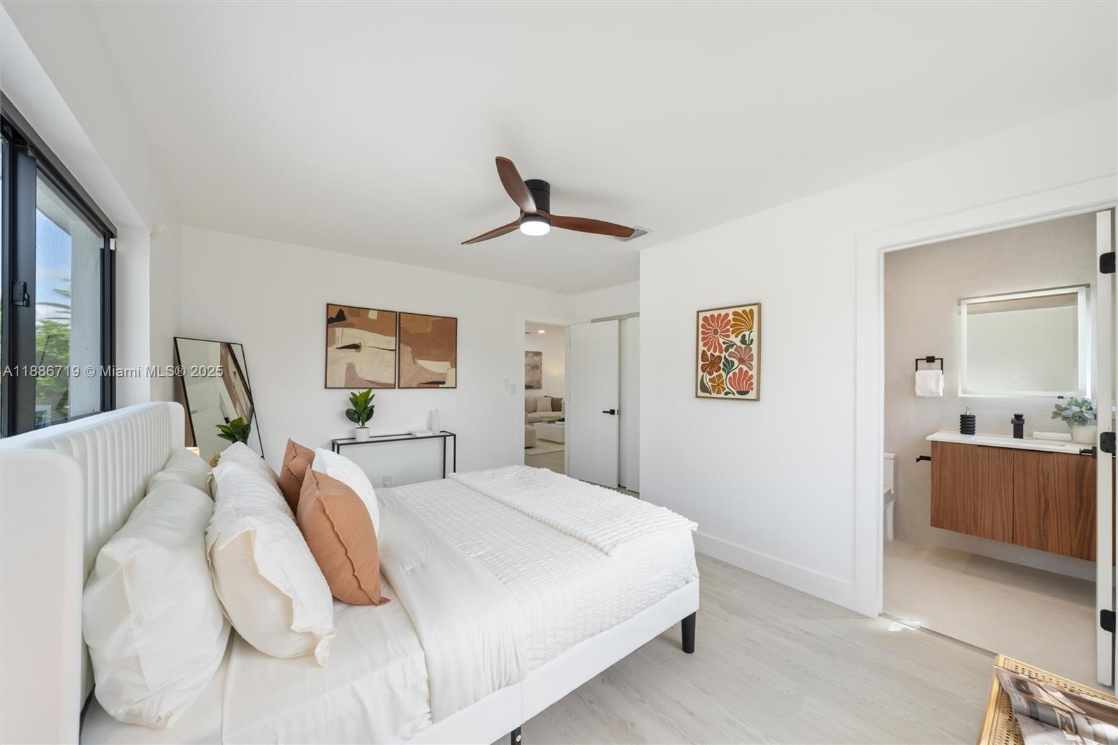 1305 North 31st Road Hollywood, FL 33021 - Photo 12 of 29