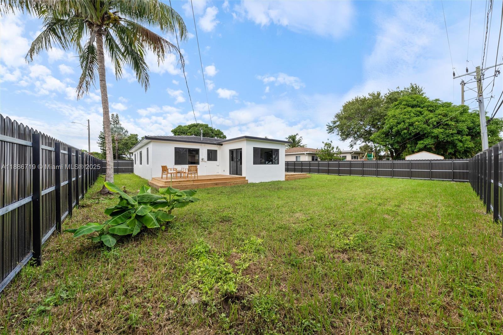 1305 North 31st Road Hollywood, FL 33021 - Photo 24 of 29