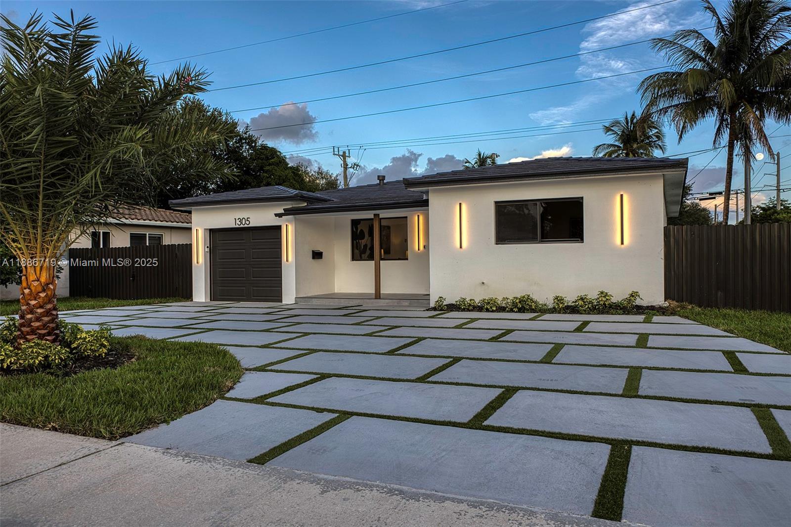 1305 North 31st Road Hollywood, FL 33021 - Photo 27 of 29