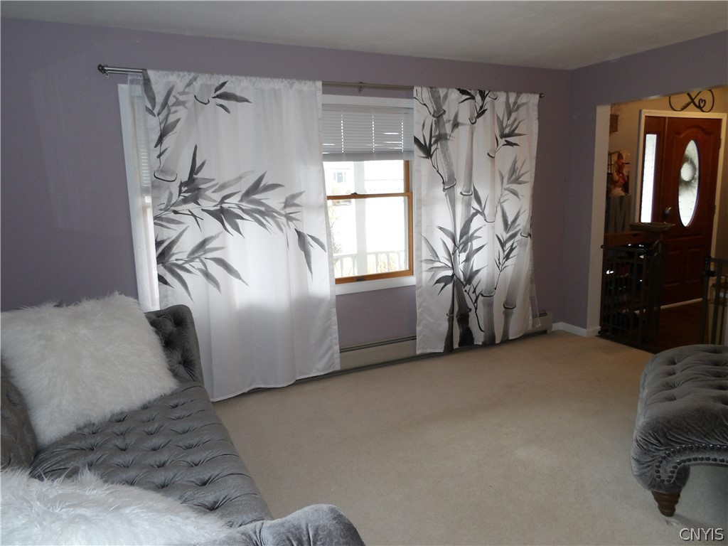 727 Bowling Green Road Cortlandville, NY 13045 - Photo 14 of 43 Livingroom