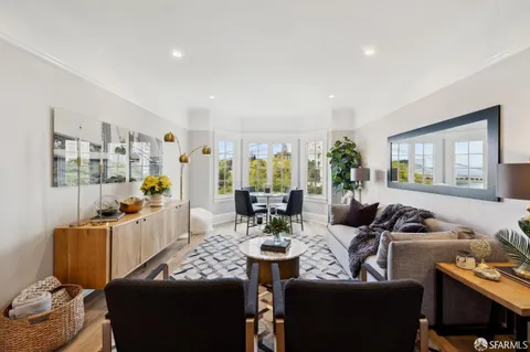 $1,095,000 | 1335 Filbert Street, Unit 303, San Francisco, CA 94109