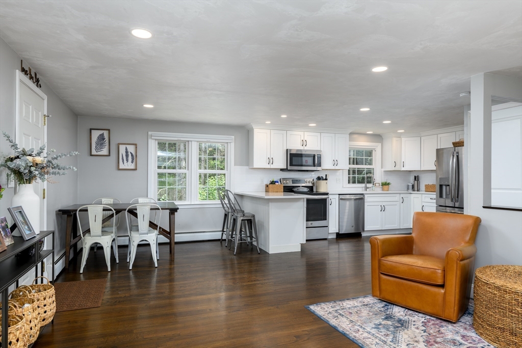 2 Crescent Terrace Ware, MA 01082 - Photo 9 of 29