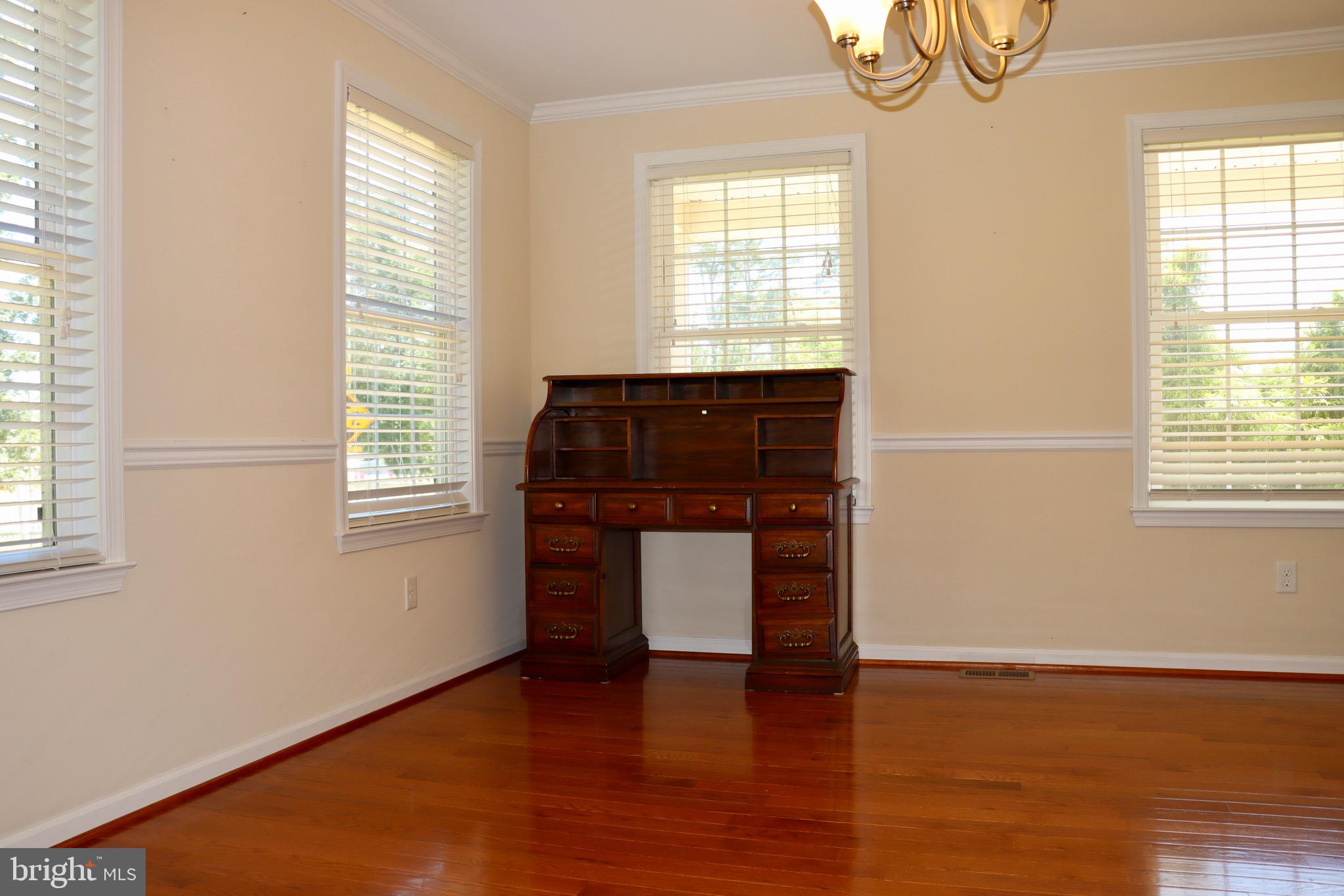 31 Harrell Road Fredericksburg, VA 22405 - Photo 8 of 39 Dining Room