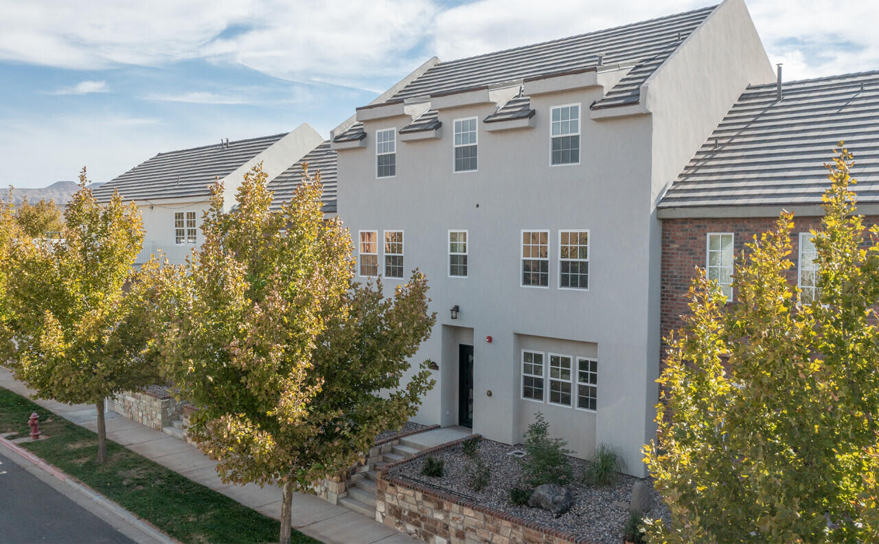 4307 Canterbury Road Hurricane, UT 84737 - Photo 1 of 45 Street view 4307 Canterbury