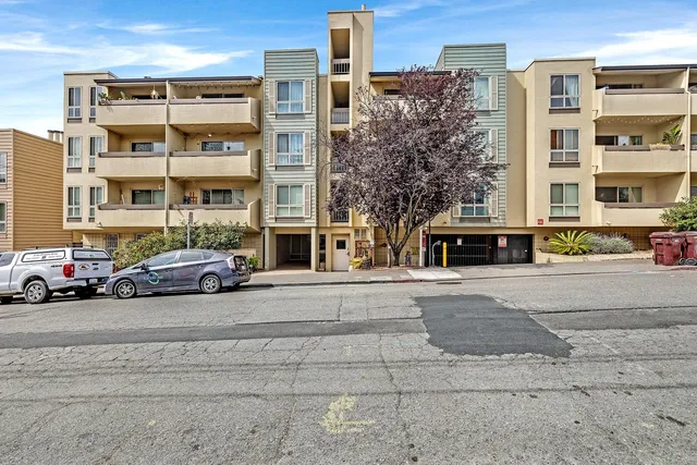 $399,000 | 77 Fairmount Avenue, Unit 220, Oakland, CA 94611