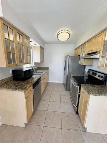 $399,000 | 77 Fairmount Avenue, Unit 220, Oakland, CA 94611