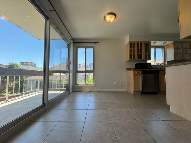 $399,000 | 77 Fairmount Avenue, Unit 220, Oakland, CA 94611