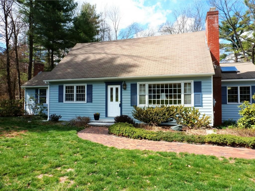 41 Briar Road Bedford, NH 03110 - Photo 1 of 23