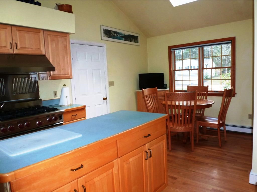 41 Briar Road Bedford, NH 03110 - Photo 16 of 23