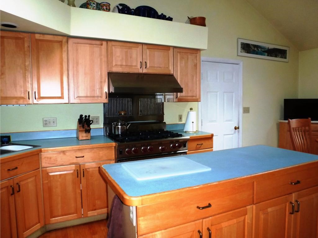 41 Briar Road Bedford, NH 03110 - Photo 17 of 23