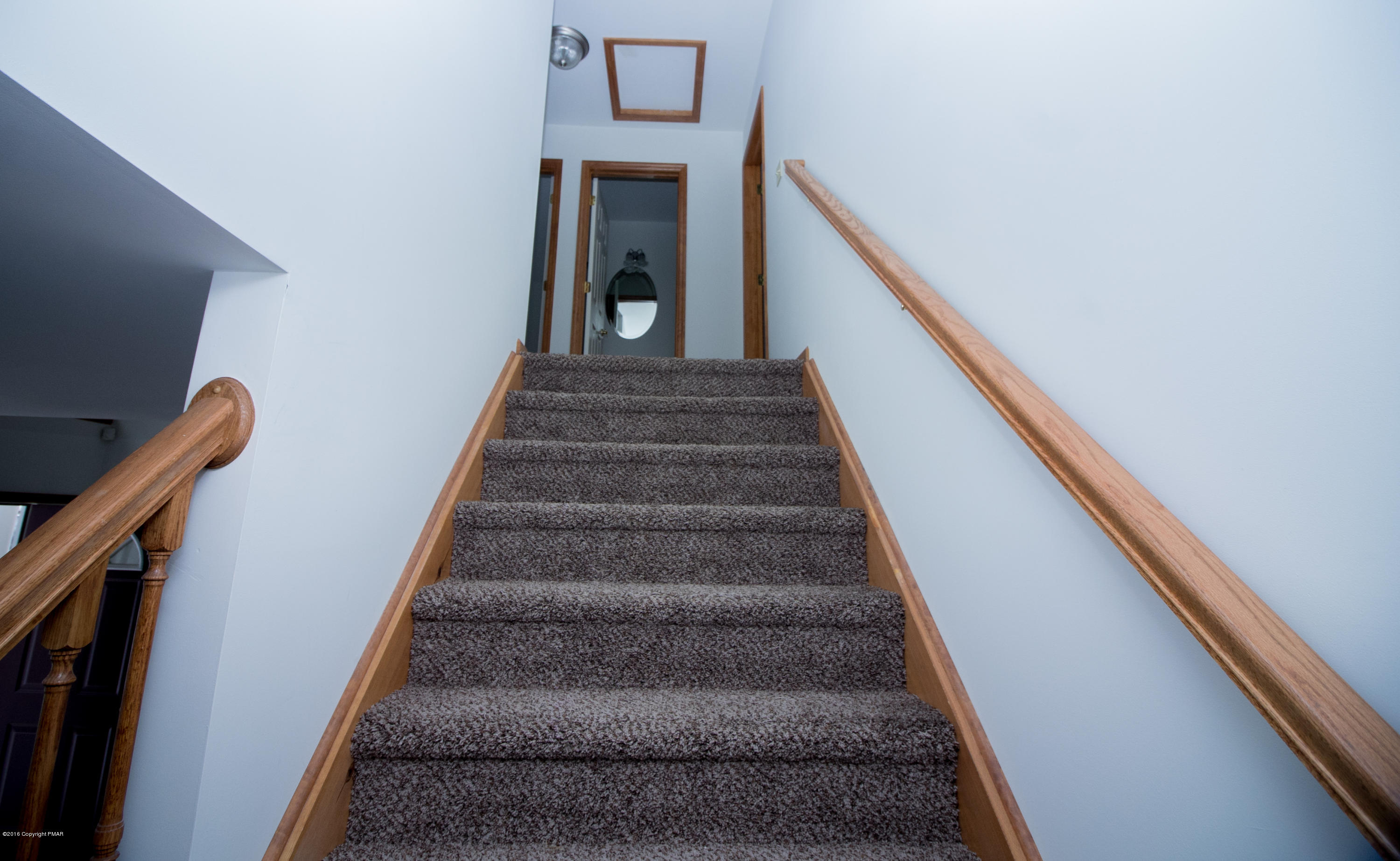 186 Granite Road Long Pond, PA 18334 - Photo 6 of 12 a view of entryway