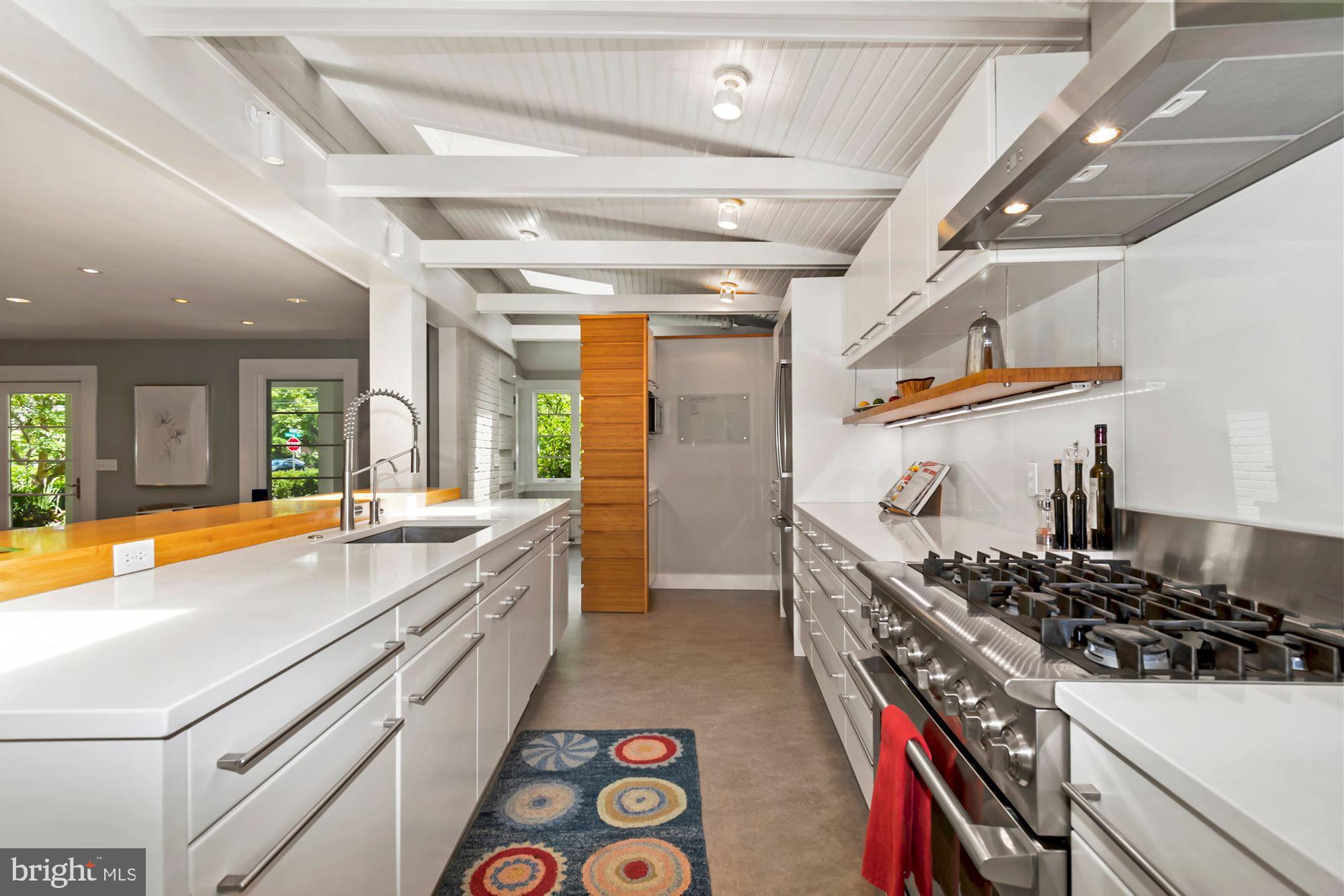 501 Ashford Road Silver Spring, MD 20910 - Photo 11 of 43 Gallery Image 11