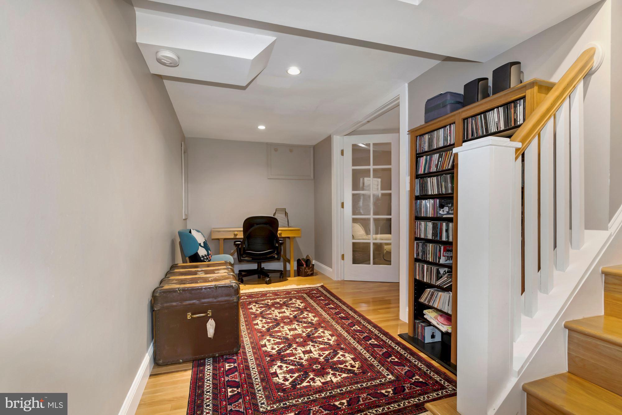 501 Ashford Road Silver Spring, MD 20910 - Photo 33 of 43 Gallery Image 33
