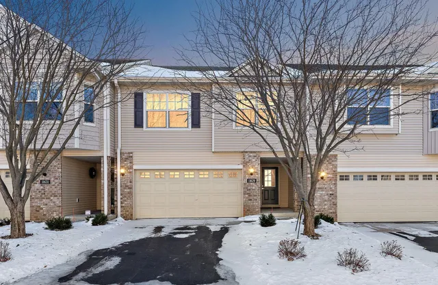 $350,000 | 11629 Prospect Curve, Woodbury, MN 55129