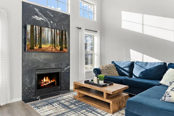 $350,000 | 11629 Prospect Curve, Woodbury, MN 55129