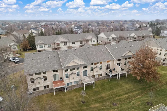 $350,000 | 11629 Prospect Curve, Woodbury, MN 55129