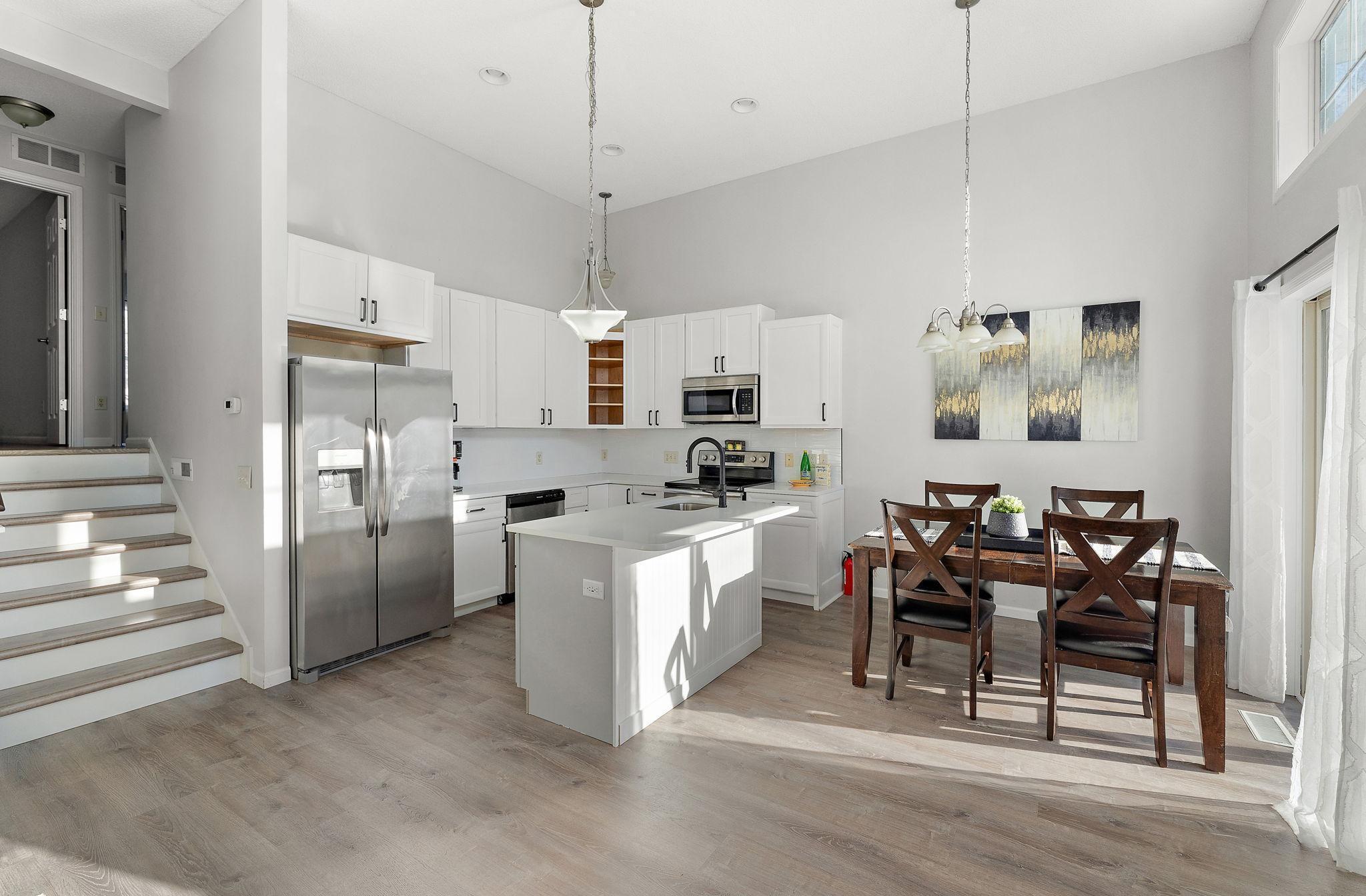 11629 Prospect Curve Woodbury, MN 55129 - Photo 9 of 30