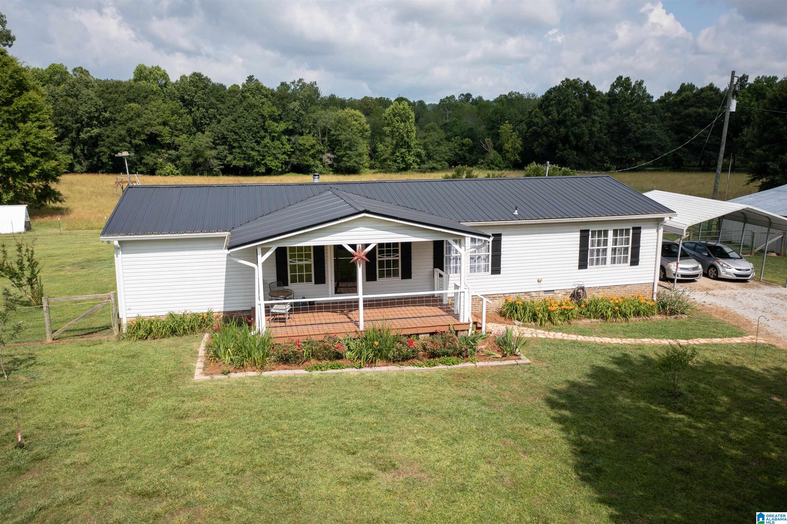 3960 Matt Smith Road Gadsden, AL 35907 - Photo 1 of 29