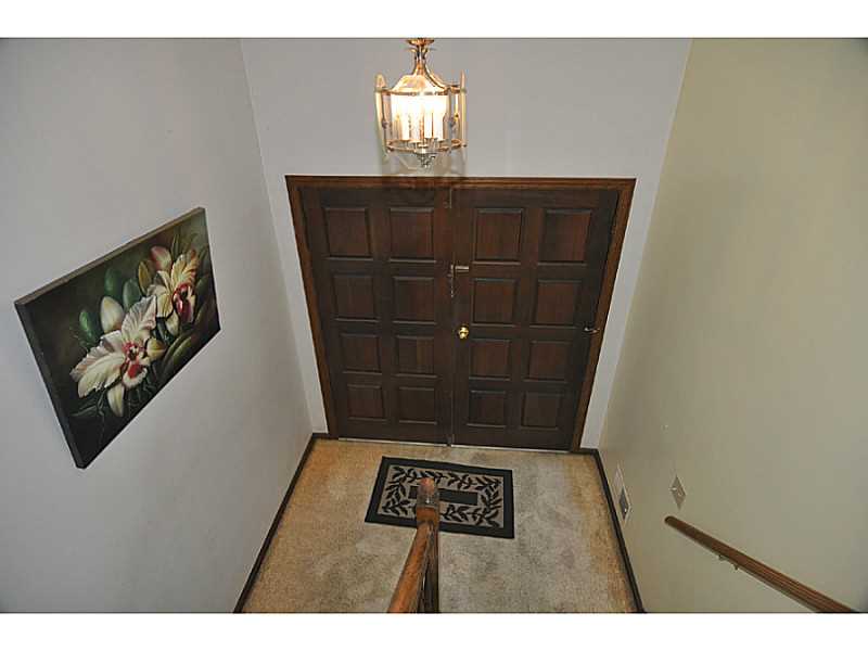 358 Shady Valley Road Coventry, RI 02816 - Photo 3 of 25 Entry.