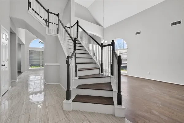 $2,400 | 17711 Shelby Oaks Circle, Richmond, TX 77407