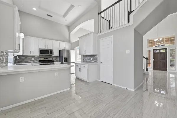 $2,400 | 17711 Shelby Oaks Circle, Richmond, TX 77407