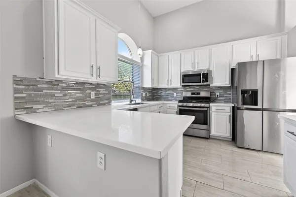 $2,400 | 17711 Shelby Oaks Circle, Richmond, TX 77407