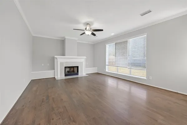 $2,400 | 17711 Shelby Oaks Circle, Richmond, TX 77407