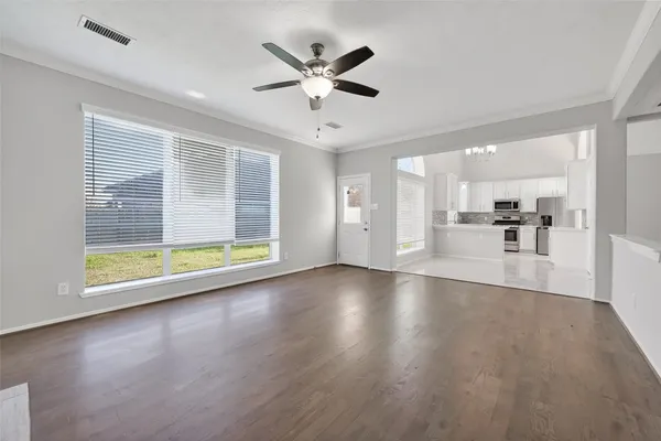 $2,400 | 17711 Shelby Oaks Circle, Richmond, TX 77407