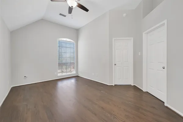 $2,400 | 17711 Shelby Oaks Circle, Richmond, TX 77407