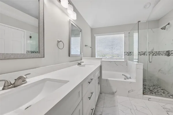 $2,400 | 17711 Shelby Oaks Circle, Richmond, TX 77407