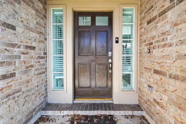 $2,400 | 17711 Shelby Oaks Circle, Richmond, TX 77407