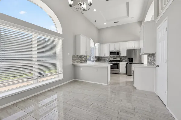 $2,400 | 17711 Shelby Oaks Circle, Richmond, TX 77407