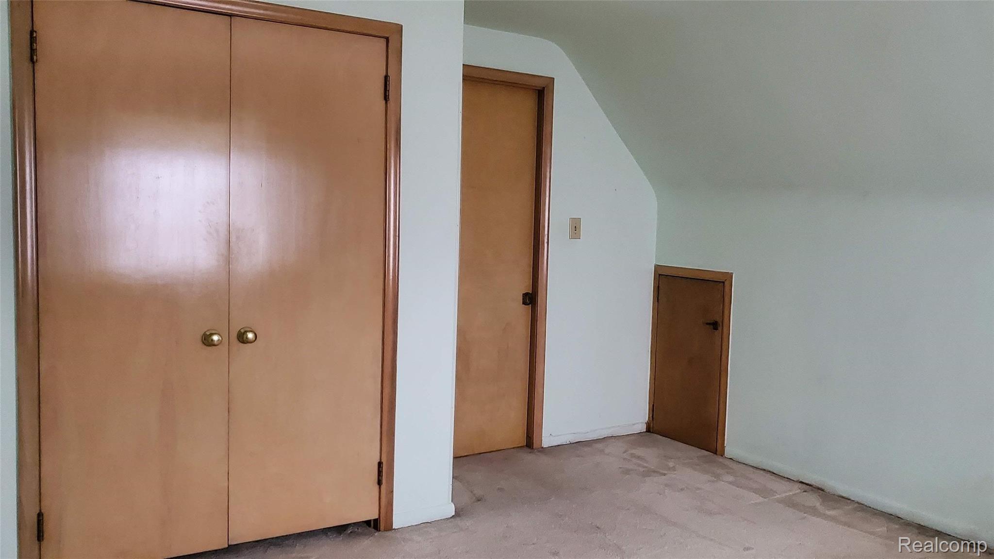 14187 Rutland Street Detroit, MI 48227 - Photo 30 of 45 20191106_140635.jpg
