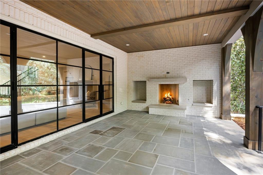 1347 West Wesley Road Northwest Atlanta, GA 30327 - Photo 10 of 58 Gallery Image 10