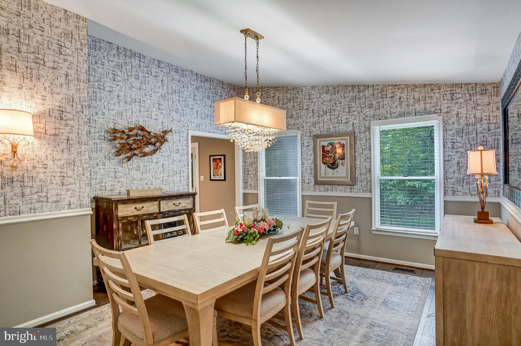 1607 Mercer Road Haymarket, VA 20169 - Photo 14 of 45 Designer wallpaper and light fixture