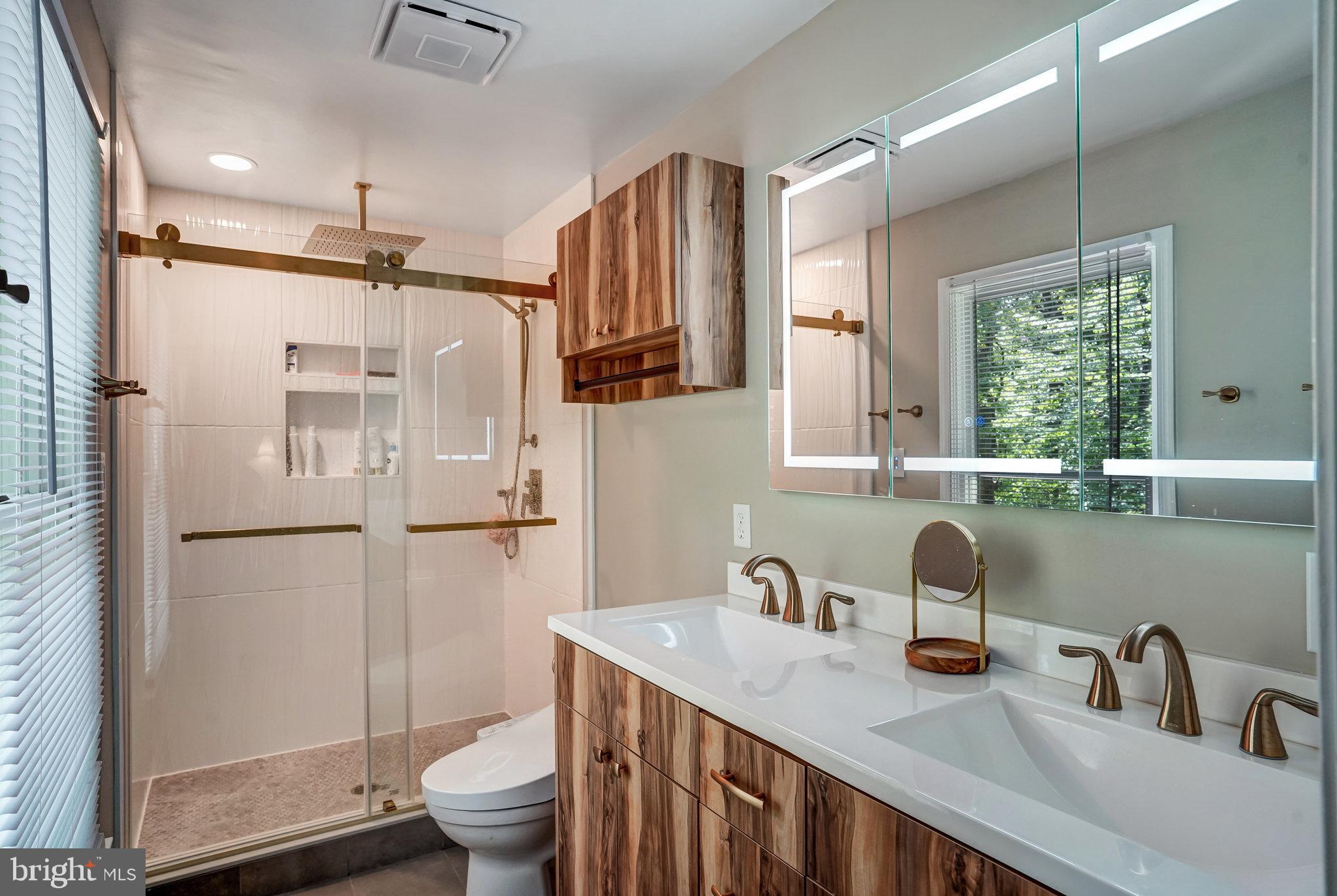 1607 Mercer Road Haymarket, VA 20169 - Photo 21 of 45 Remodeled primary bath