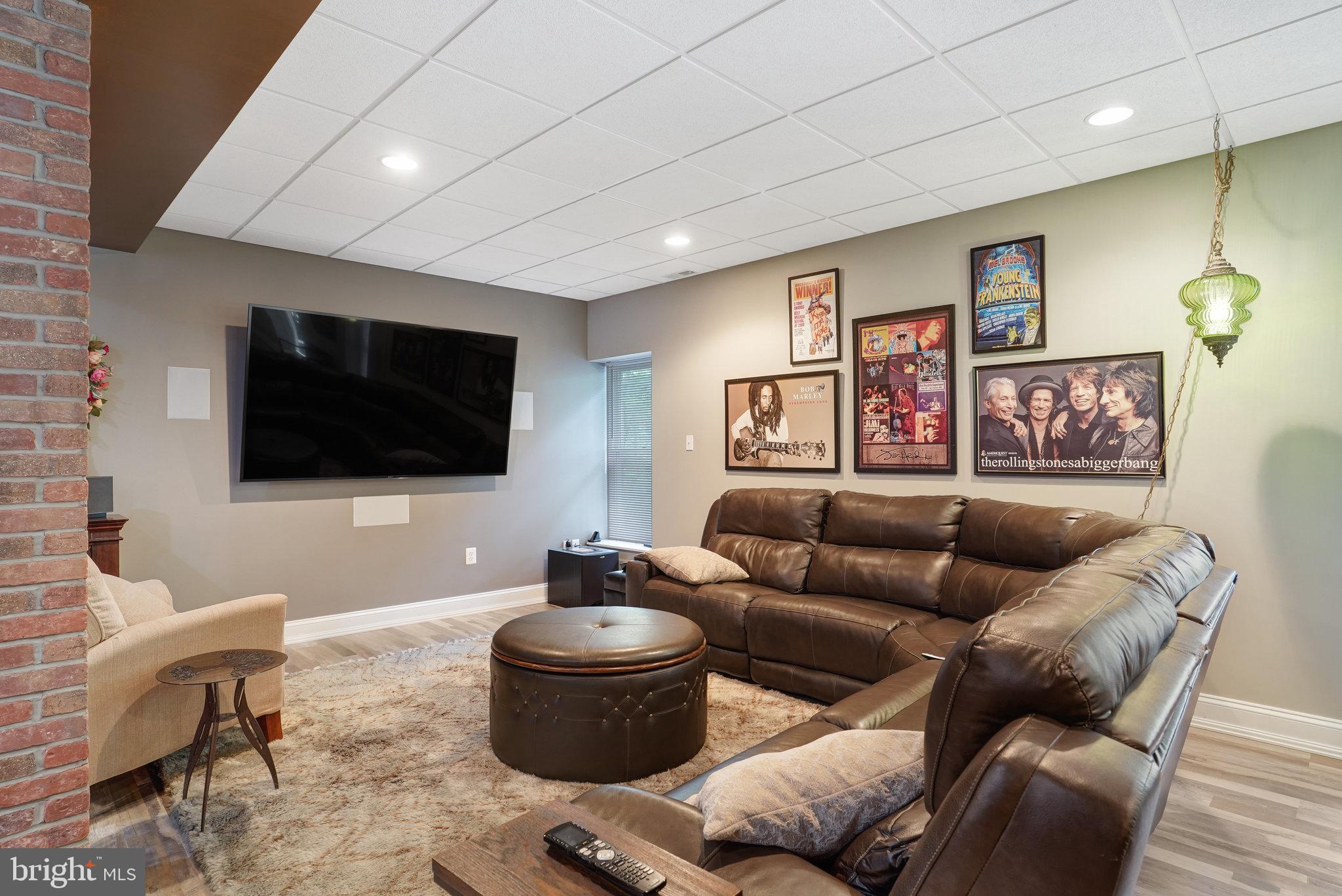 1607 Mercer Road Haymarket, VA 20169 - Photo 31 of 45 TV and surround sound convey