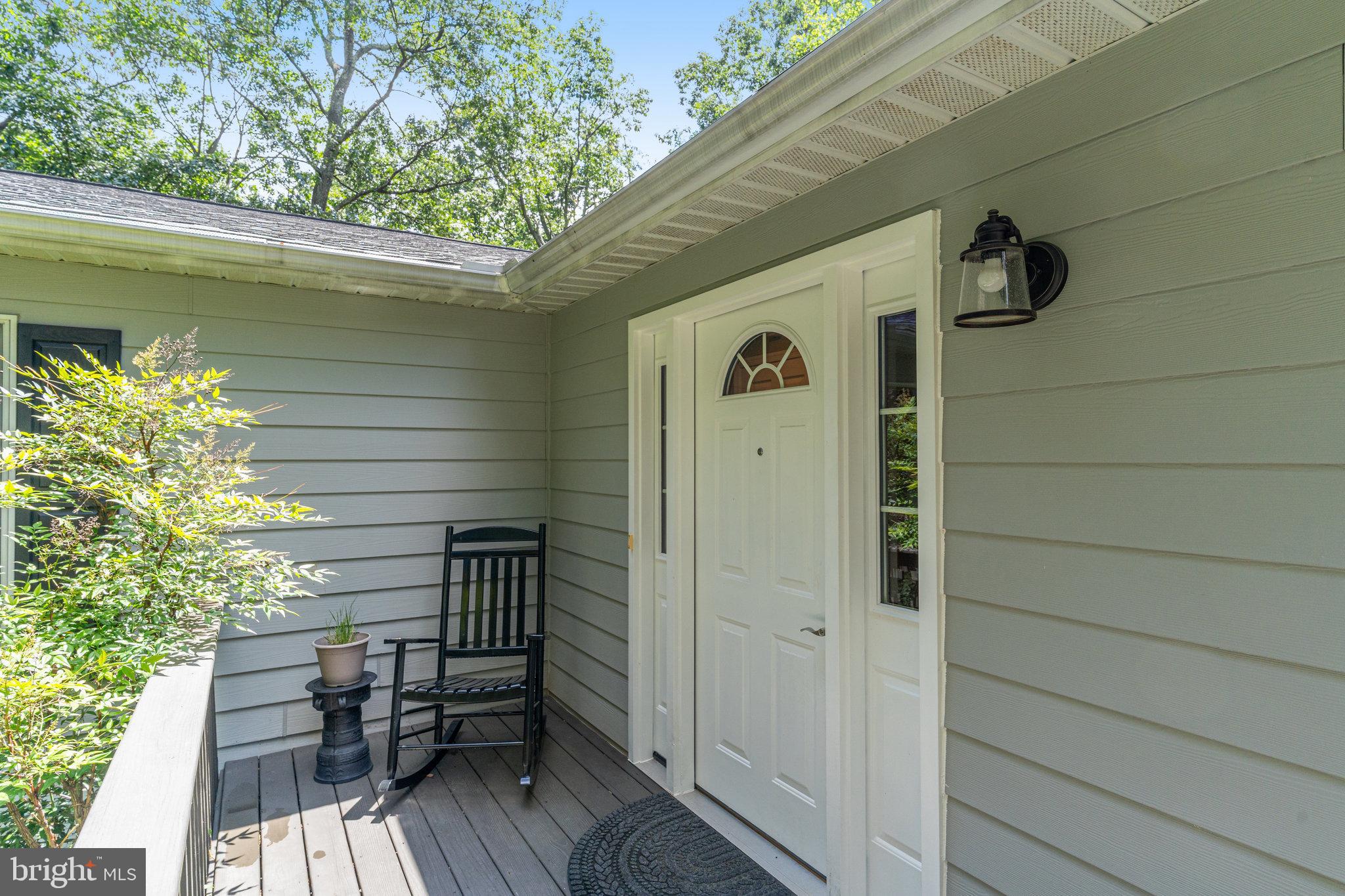 1607 Mercer Road Haymarket, VA 20169 - Photo 5 of 45 Front entry